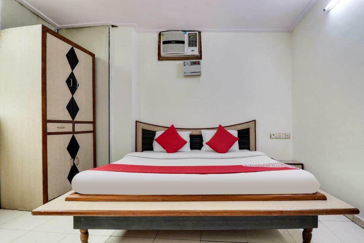 Oyo 45398 Kunal Hotel Etawah Экстерьер фото