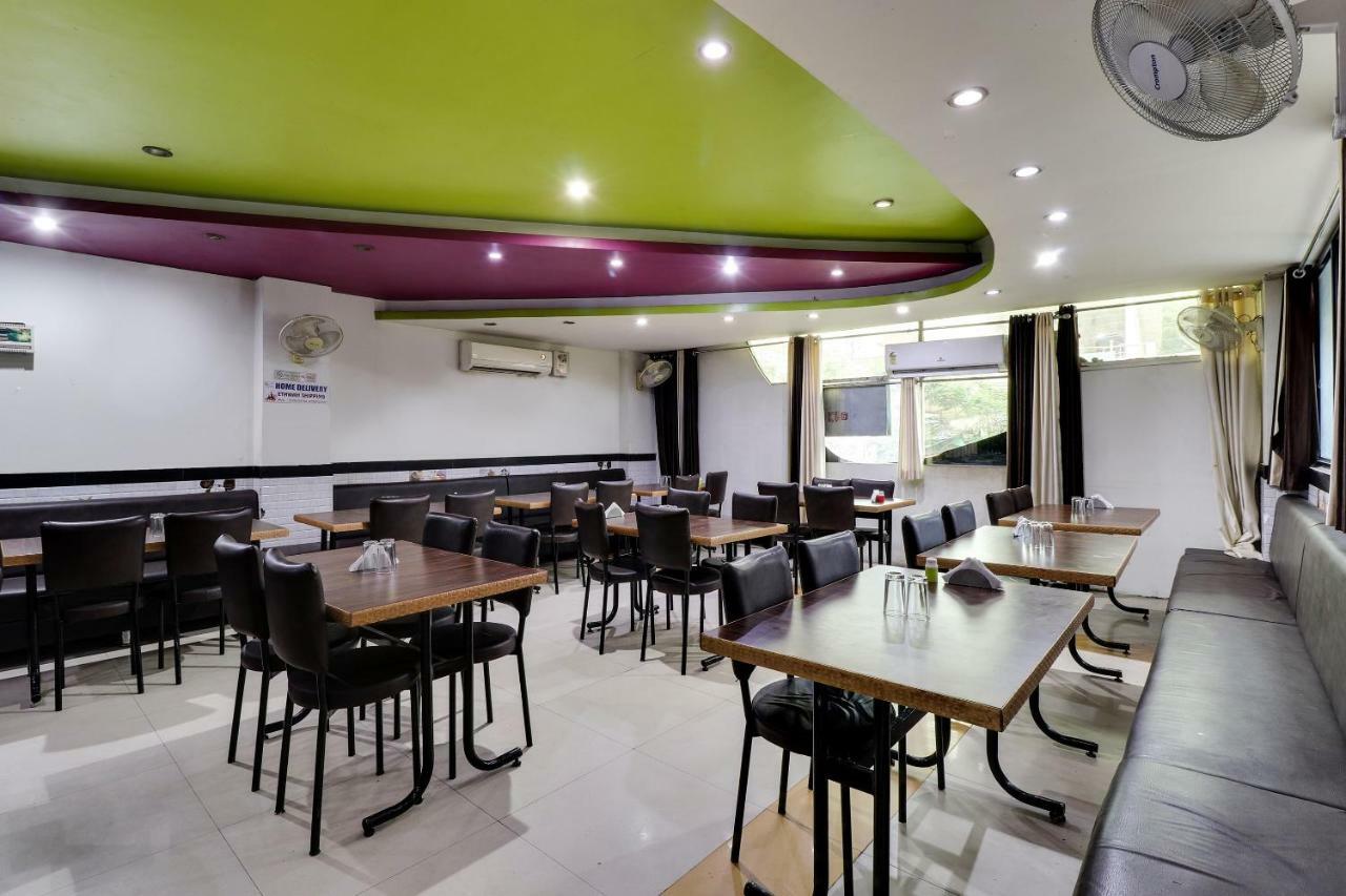 Oyo 45398 Kunal Hotel Etawah Экстерьер фото