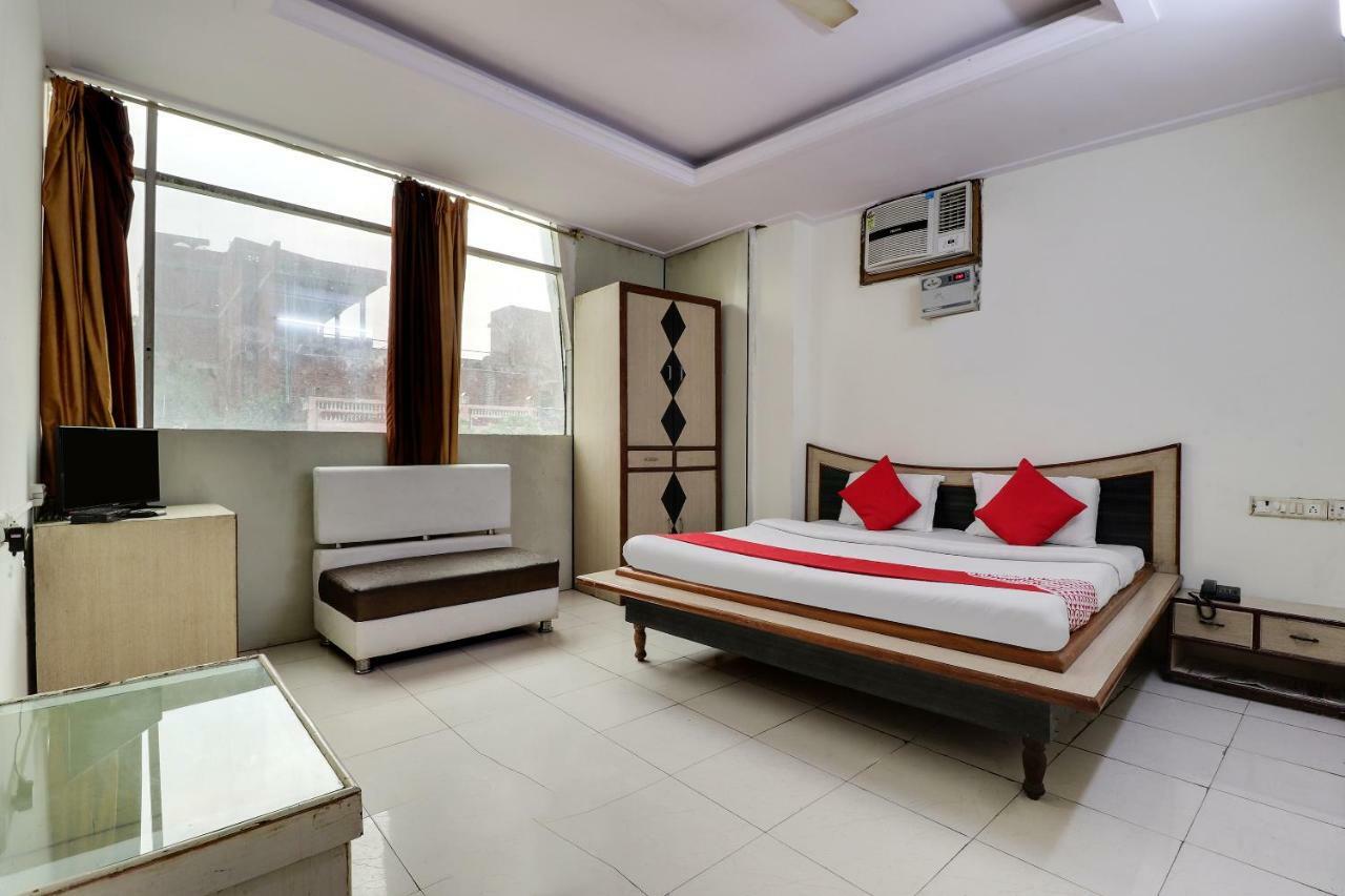 Oyo 45398 Kunal Hotel Etawah Экстерьер фото