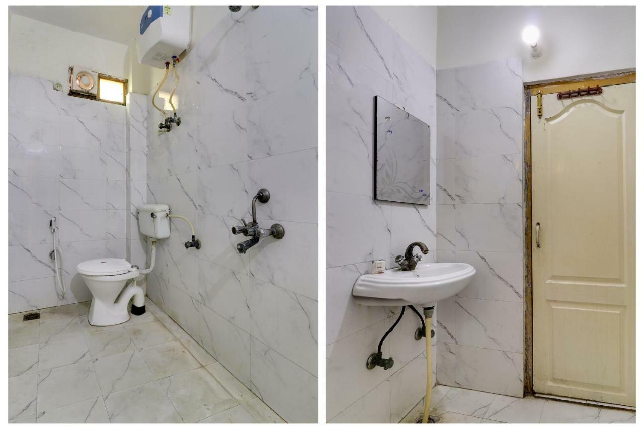 Oyo 45398 Kunal Hotel Etawah Номер фото