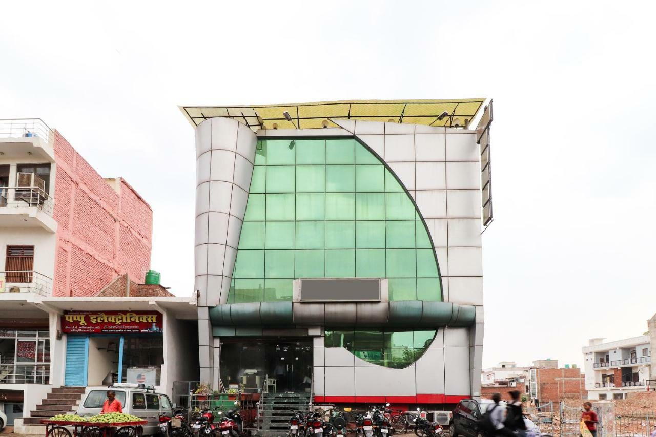 Oyo 45398 Kunal Hotel Etawah Экстерьер фото